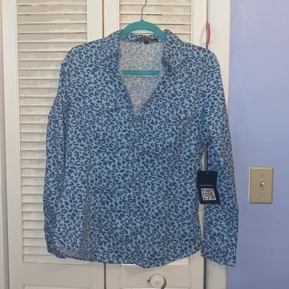 Love stitch animal print shirt